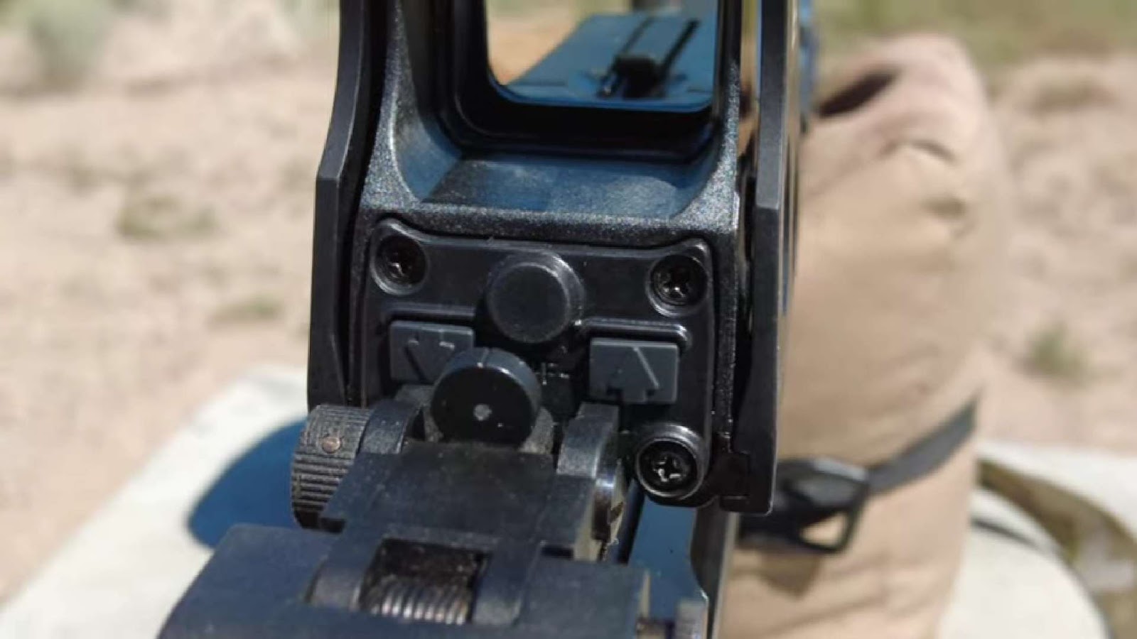 Exploring the Eotech 512 Optic: In-Depth Review
