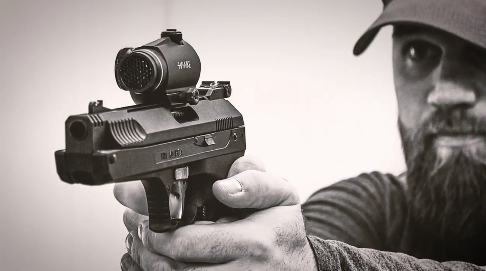 Reflex vs Red Dot Sights: Which Is Better for Your Needs?